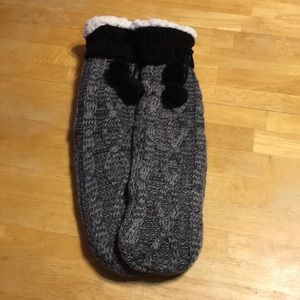 🖤 NWT - JANE and BLEECKER SLIPPER BOOTIES. 🖤